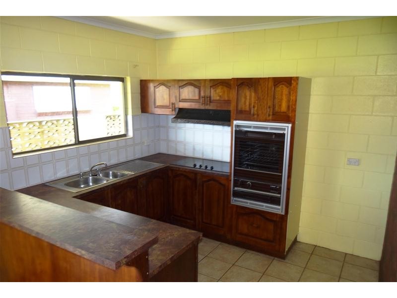 9 Batchelor Street, Goondi QLD 4860