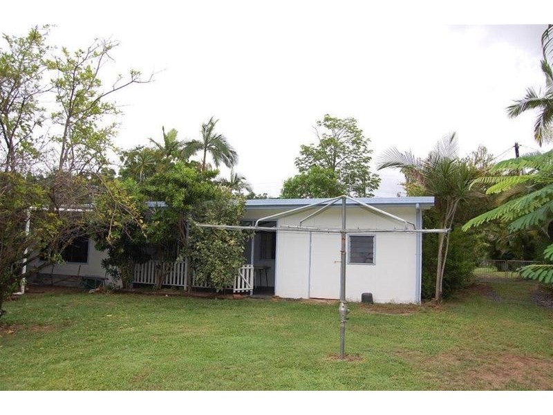 12 Judy Street, Flying Fish Point QLD 4860