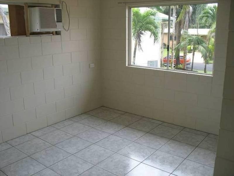 6 Bon Villa Avenue, Belvedere QLD 4860