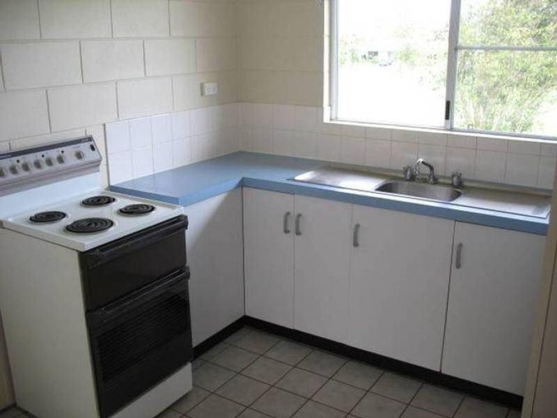 6 Bon Villa Avenue, Belvedere QLD 4860