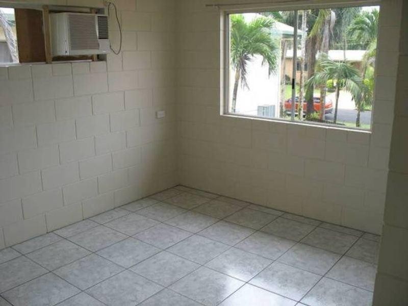 6 Bon Villa Avenue, Belvedere QLD 4860