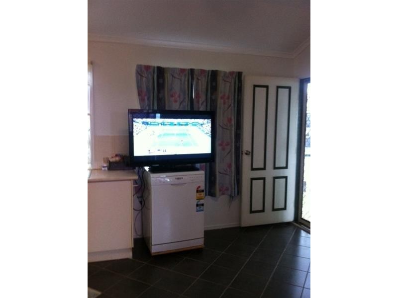 6 Wewak Street, Wangan QLD 4871