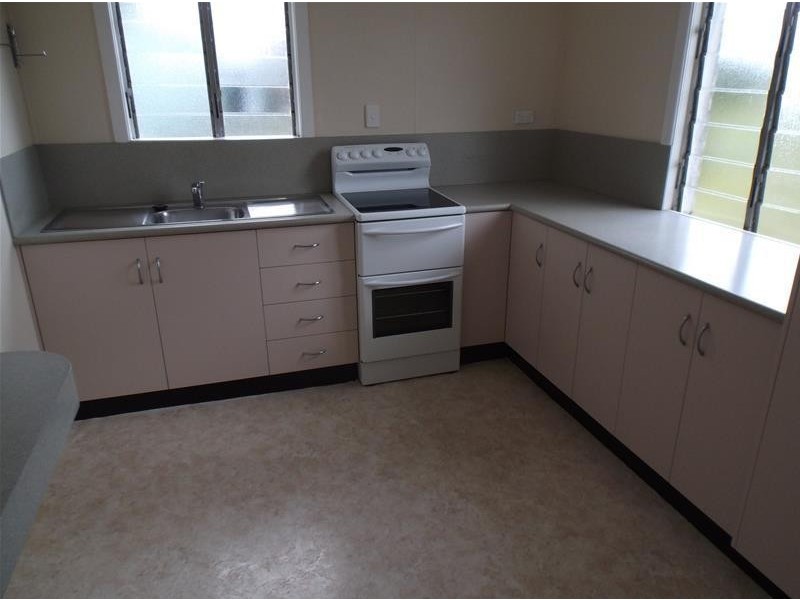 39 Moriarty Street, Innisfail QLD 4860