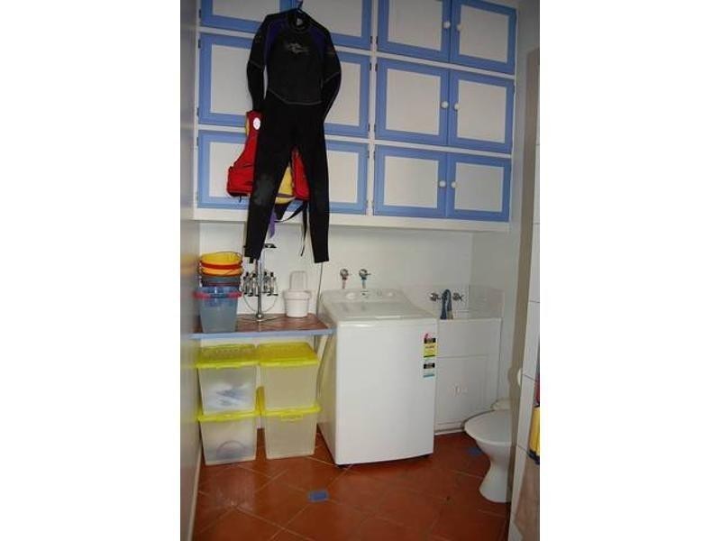 17A Enid Street, Flying Fish Point QLD 4860