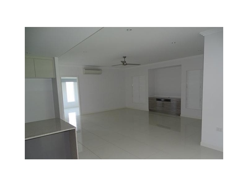 24 Bay Road The Coconuts, Innisfail QLD 4860