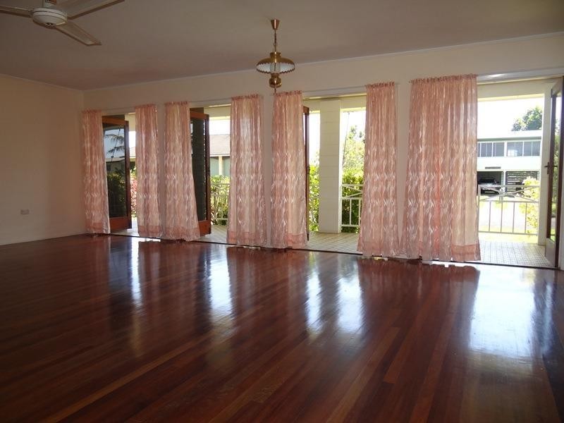 4 Dalton Close, Innisfail Estate QLD 4860