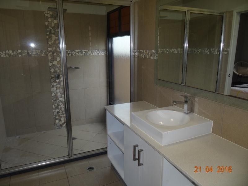 3  Broad, Etty Bay QLD 4858