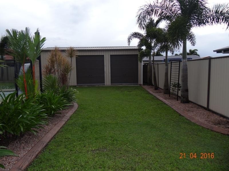 3  Broad, Etty Bay QLD 4858