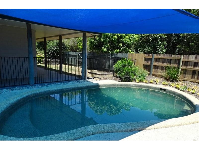 22 Enid Street, Flying Fish Point QLD 4860