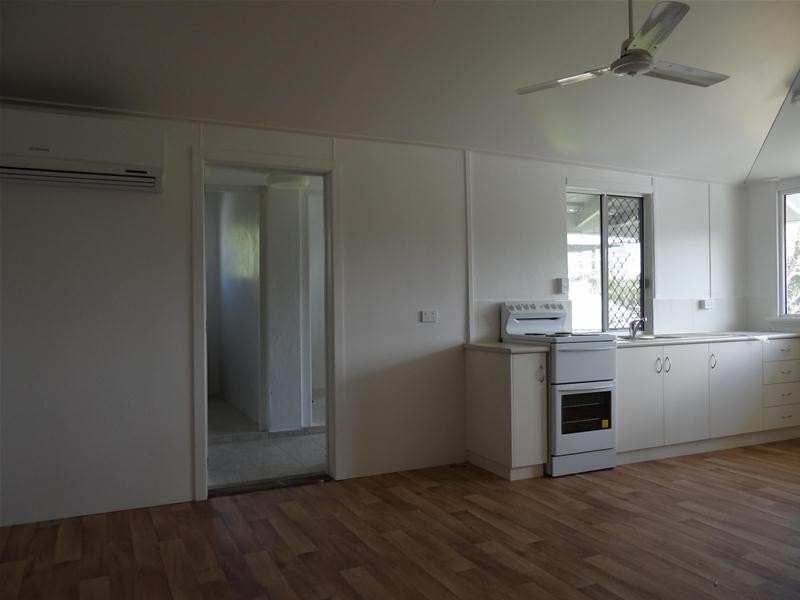 2 Agnes Street, East Innisfail QLD 4860