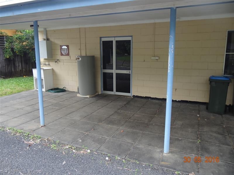 7  ELIZABETH, Flying Fish Point QLD 4860