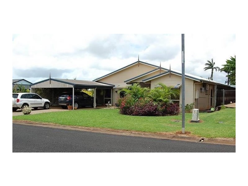 2 Graham Close, Wangan QLD 4871