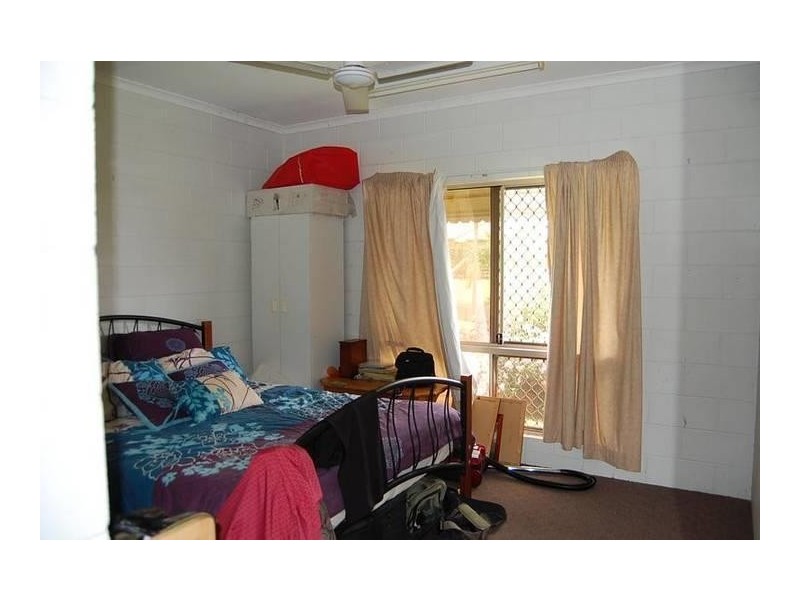 2 Graham Close, Wangan QLD 4871