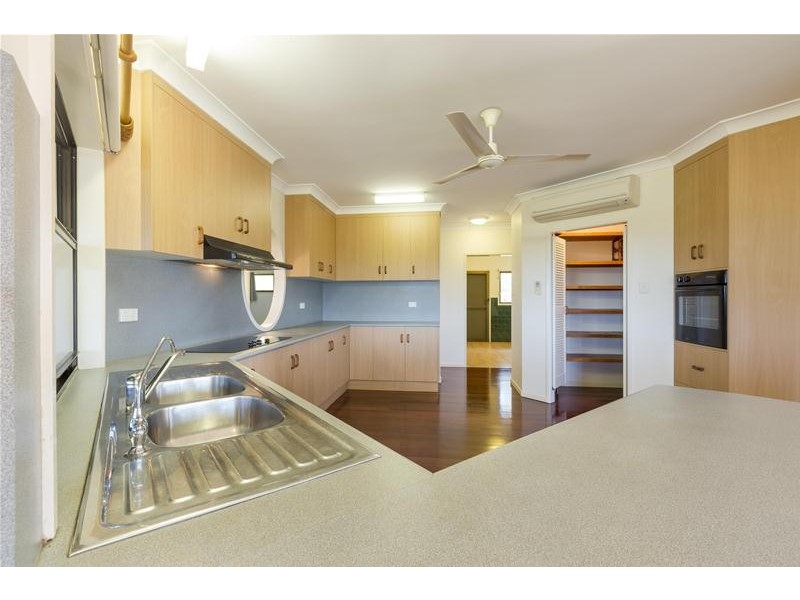2 Kimberley Drive, Innisfail QLD 4860