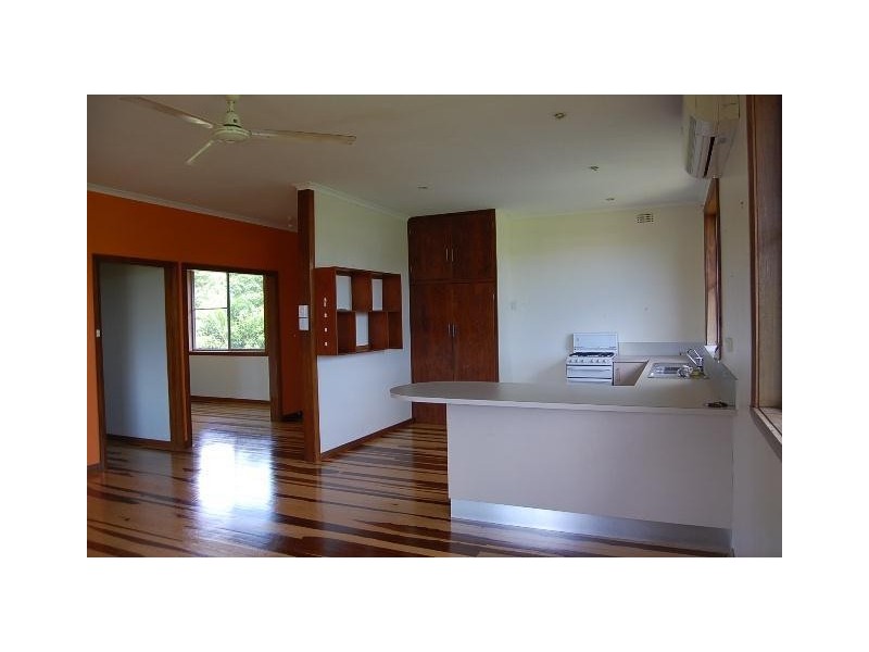 2 Bindon Street, Flying Fish Point QLD 4860