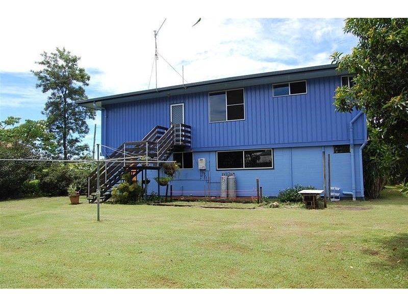 2 Bindon Street, Flying Fish Point QLD 4860