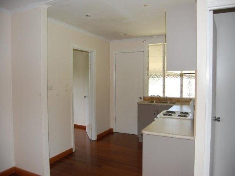 8 Maud Street, Flying Fish Point QLD 4860