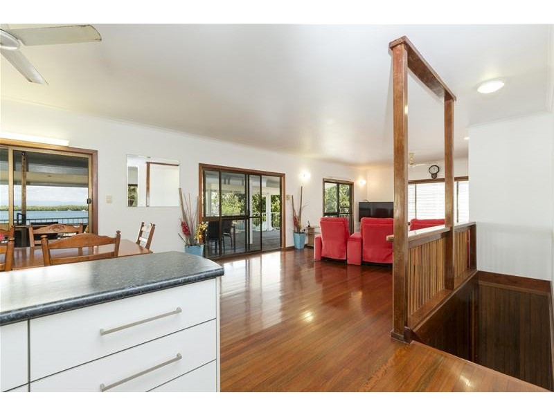 4 THE Esplanade, Innisfail QLD 4860