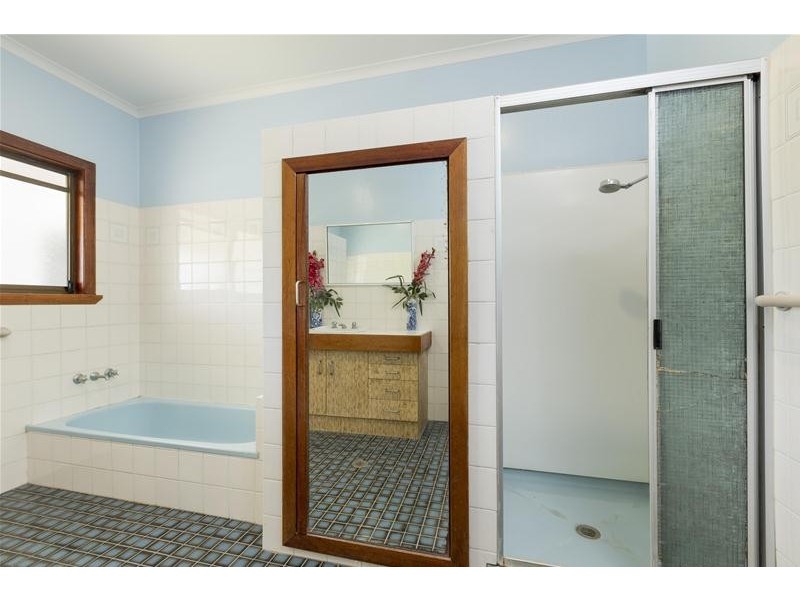 4 THE Esplanade, Innisfail QLD 4860