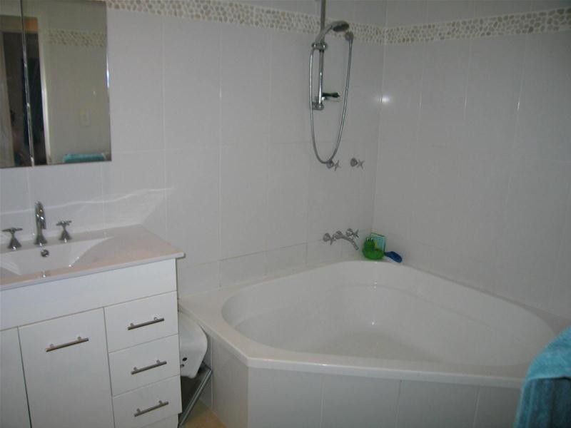 10 Bellenden Street, Belvedere QLD 4860