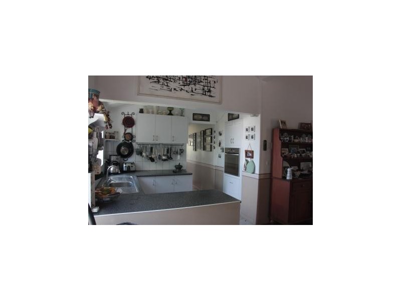 9 Annie Street, East Innisfail QLD 4860