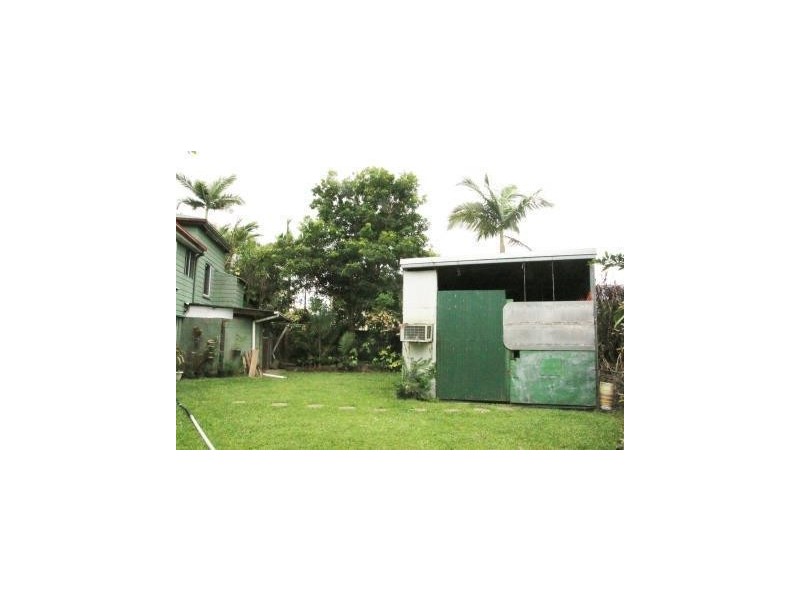 9 Annie Street, East Innisfail QLD 4860