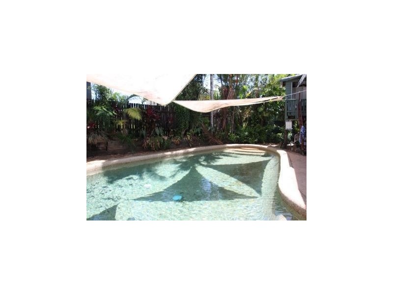 9 Annie Street, East Innisfail QLD 4860