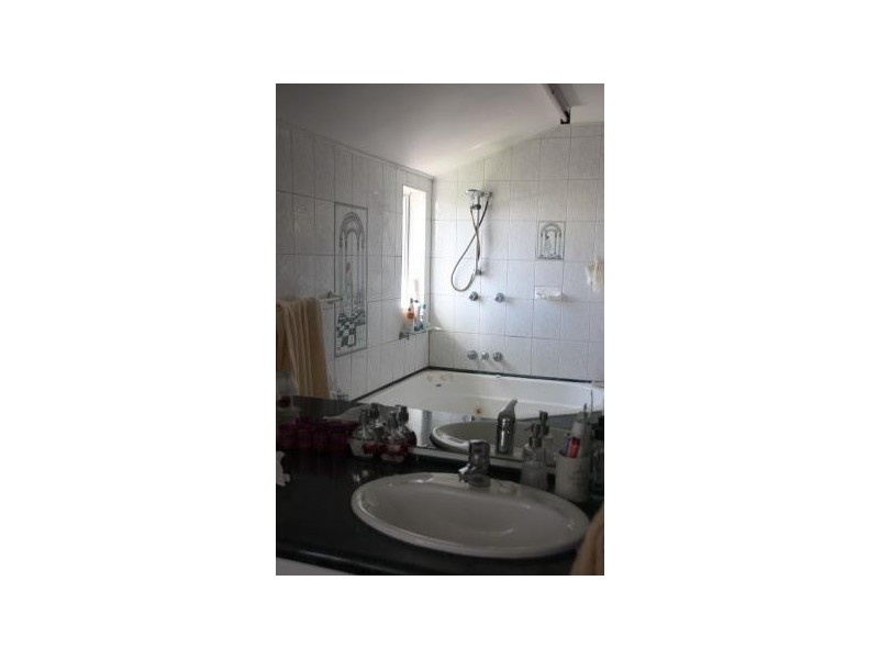 9 Annie Street, East Innisfail QLD 4860