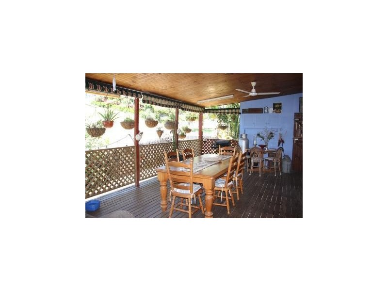 9 Annie Street, East Innisfail QLD 4860