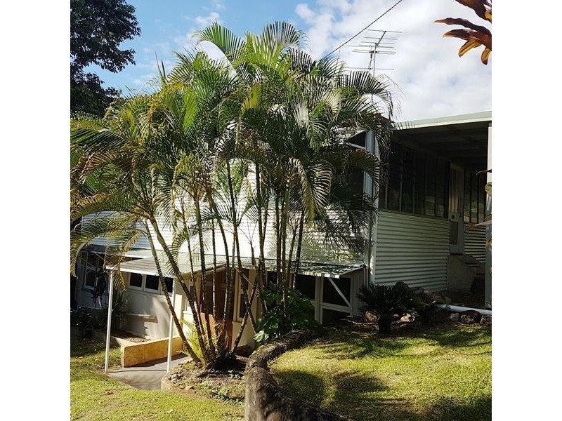 2/21 Mourilyan Road, East Innisfail QLD 4860