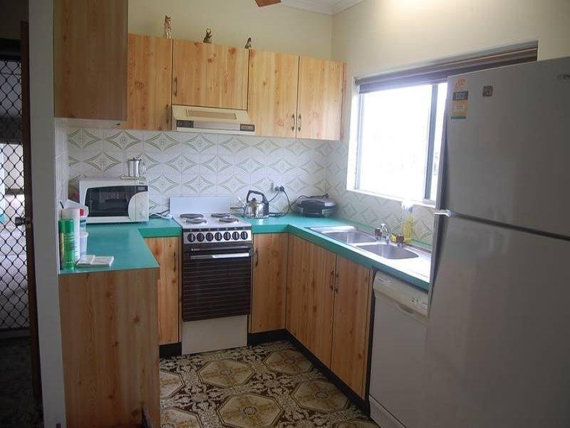 19 Hargreave Street, Kurrimine Beach QLD 4871