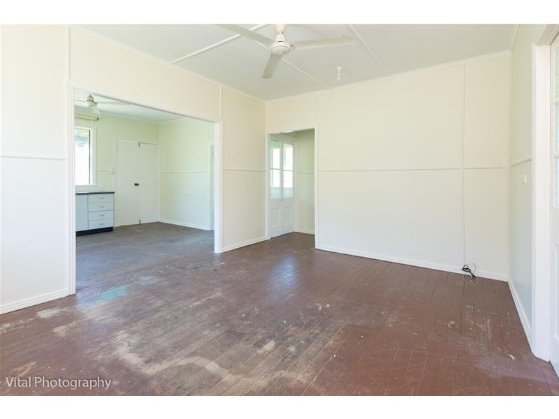 26 Agnes, East Innisfail QLD 4860