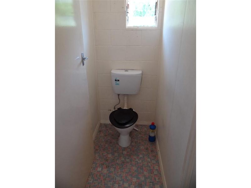 21 Enid Street, Flying Fish Point QLD 4860