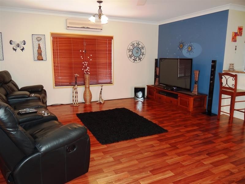 6 BROAD Street, Etty Bay QLD 4858