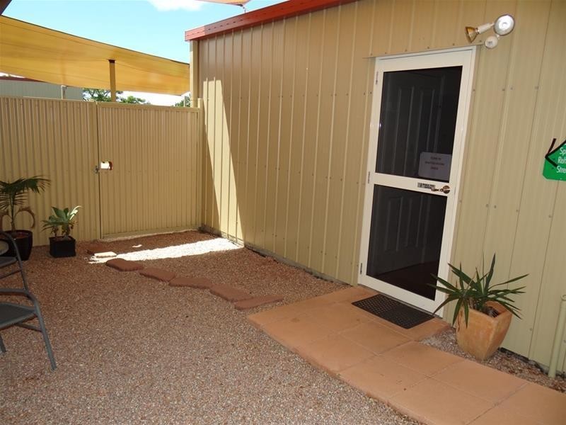 6 BROAD Street, Etty Bay QLD 4858