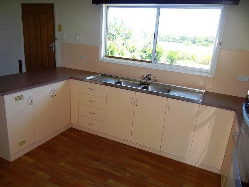 East Innisfail QLD 4860