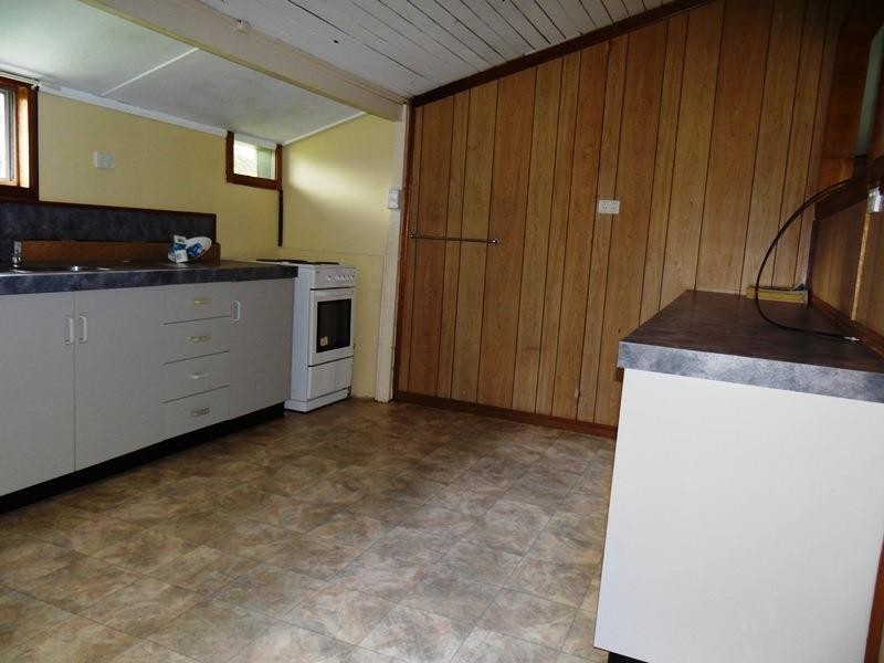 10 Walnut Street, Innisfail QLD 4860