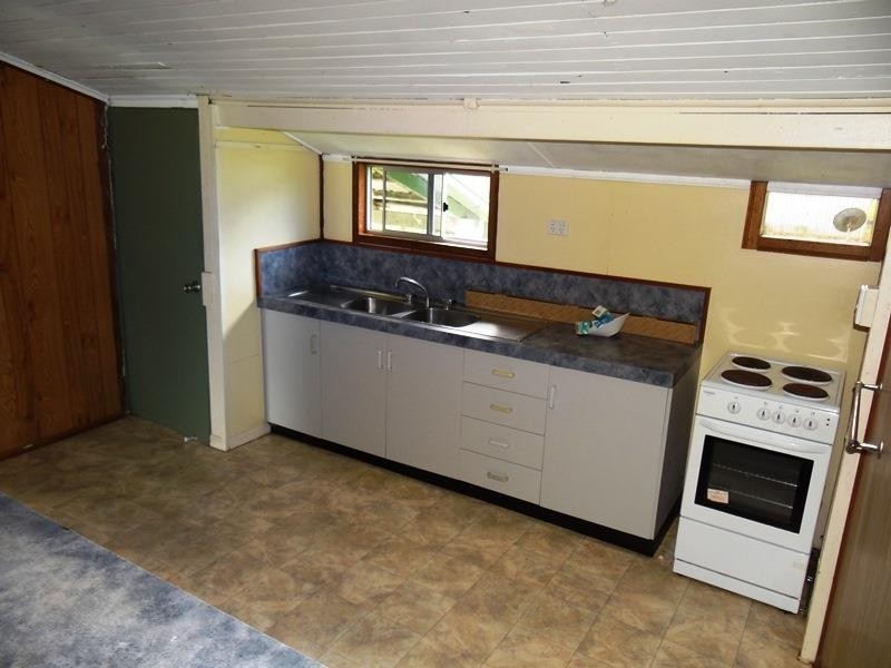 10 Walnut Street, Innisfail QLD 4860