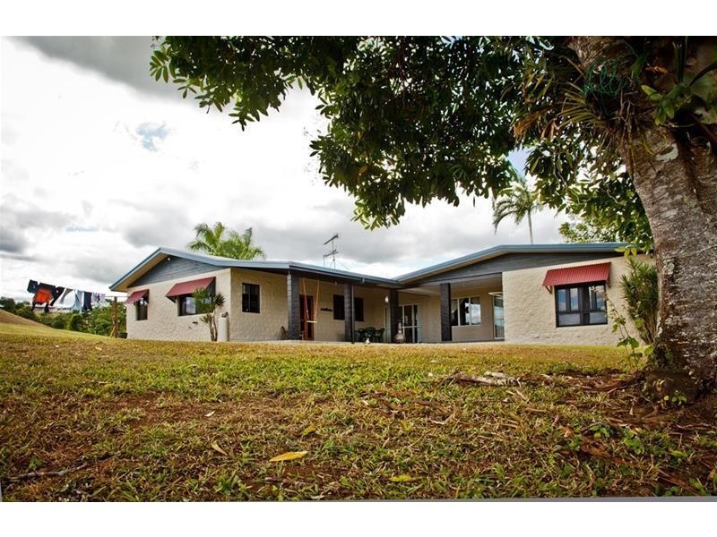 18 to 20 ROBERTSON Road, Innisfail QLD 4860