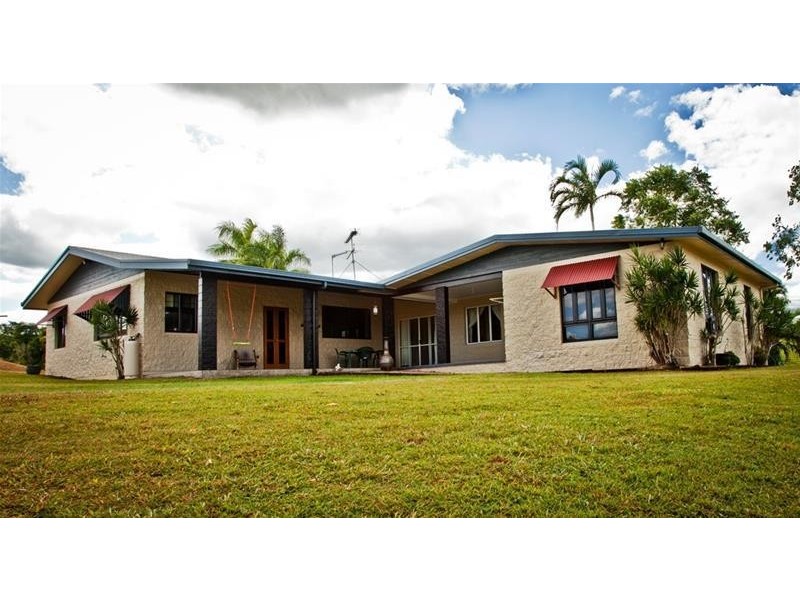 18 to 20 ROBERTSON Road, Innisfail QLD 4860