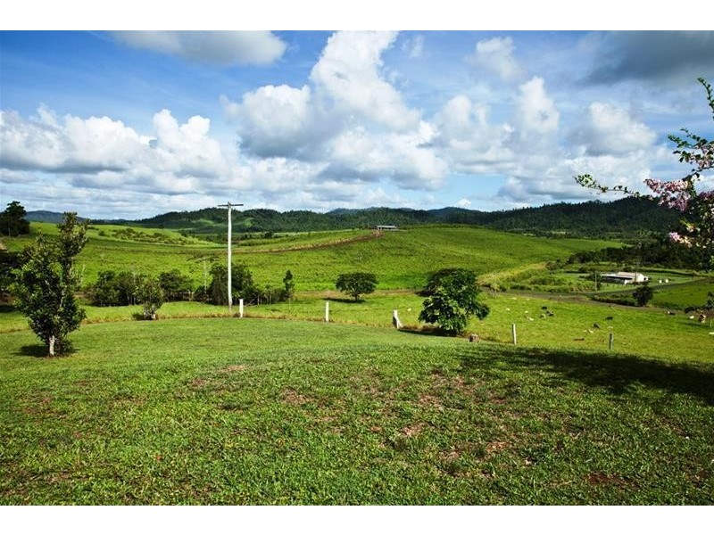 18 to 20 ROBERTSON Road, Innisfail QLD 4860