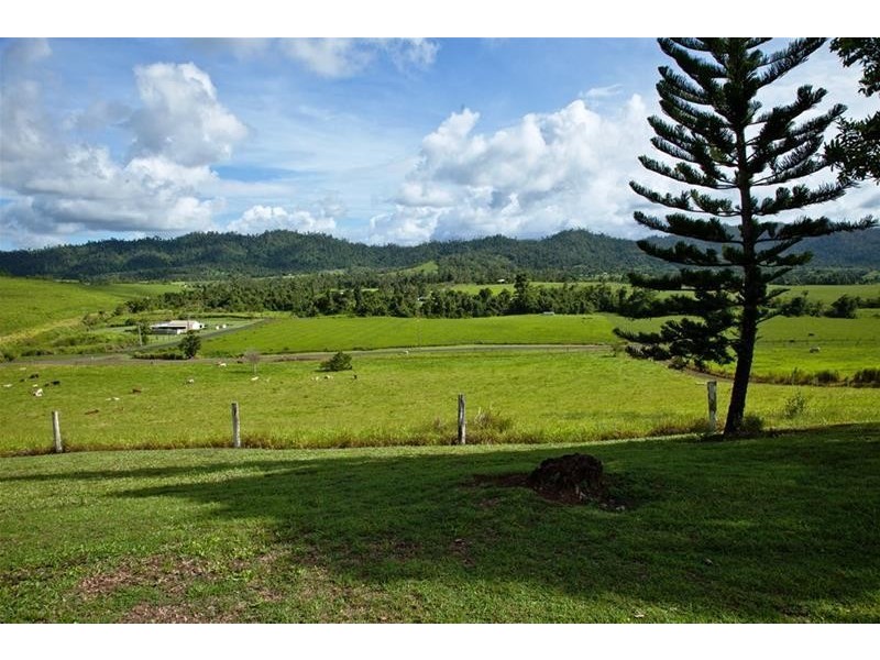 18 to 20 ROBERTSON Road, Innisfail QLD 4860