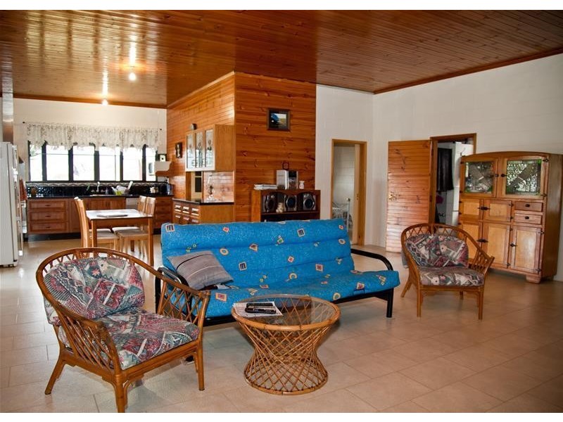 18 to 20 ROBERTSON Road, Innisfail QLD 4860