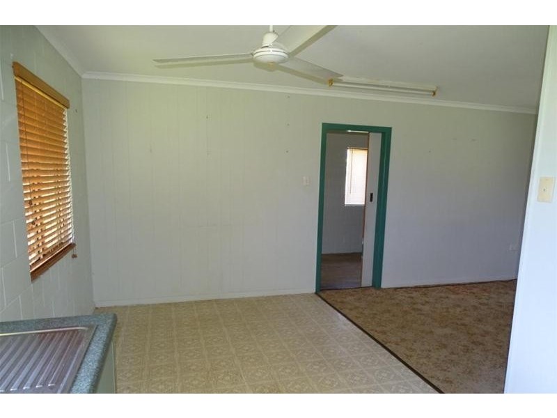 16 Herbert Street, Innisfail Estate QLD 4860