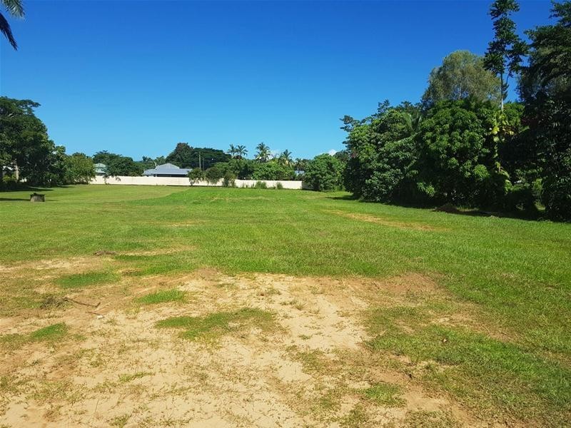 18 Jones Street, Mighell QLD 4860