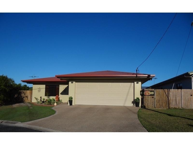 6 BROAD Street, Etty Bay QLD 4858