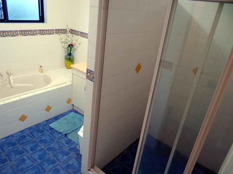 6 BROAD Street, Etty Bay QLD 4858