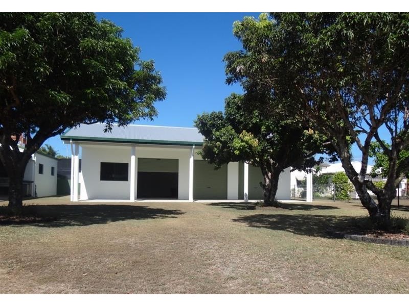 11-13 Rebecca Jane Parade, Kurrimine Beach QLD 4871