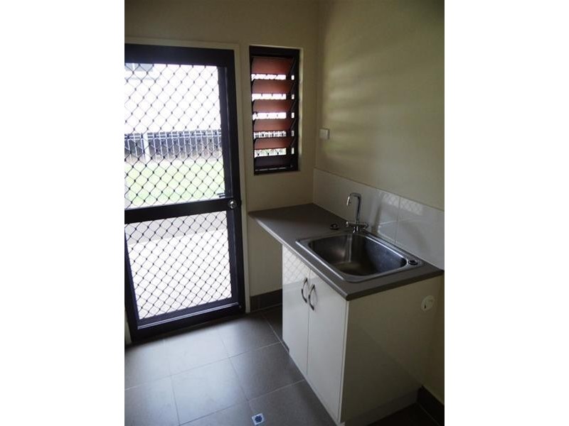 3/45 Moriarty Street, Goondi Hill QLD 4860