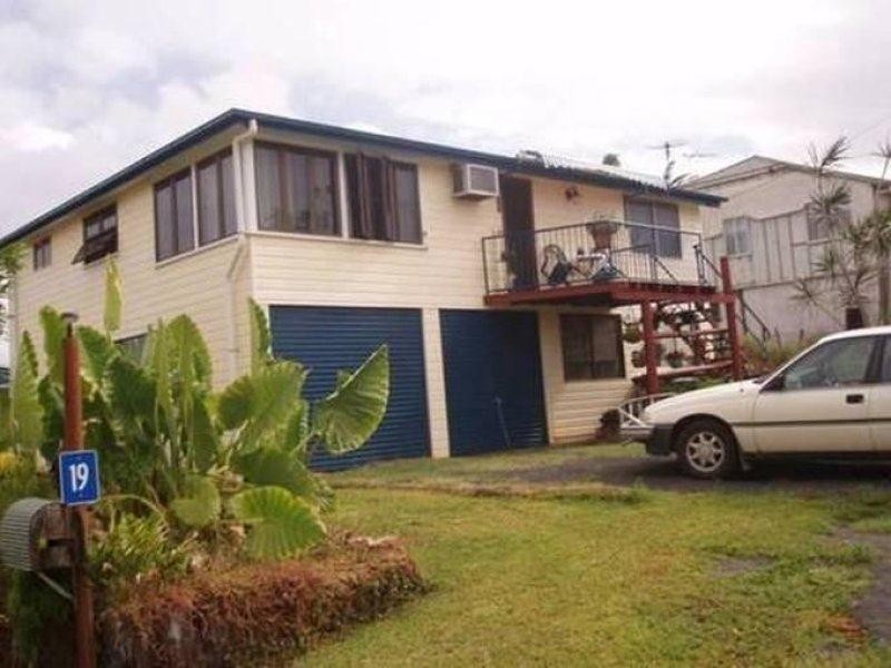 17 Middle Avenue, South Johnstone QLD 4859